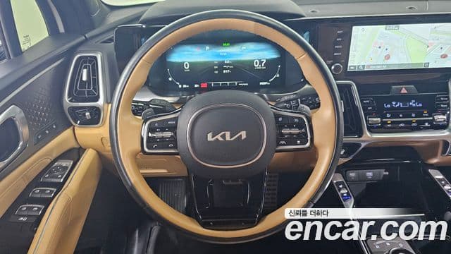 Kia Sorento 2022 — ფოტო 15/20