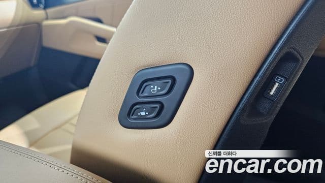 Kia Sorento 2022 — ფოტო 18/20