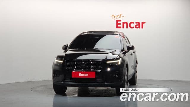 Volvo XC40 2025 — Şəkil 3/20