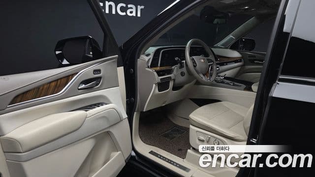 Cadillac Escalade 2021 — ფოტო 10/20