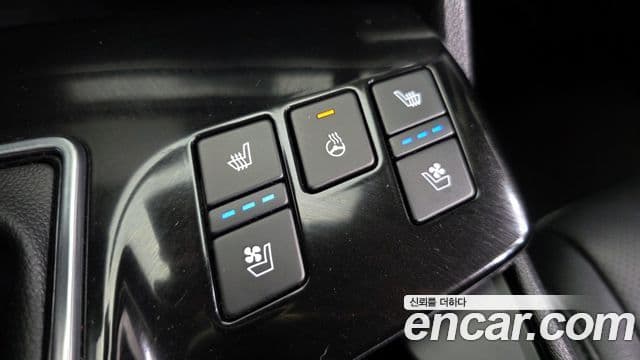 Kia Sportage 2023 — Фото 19/20