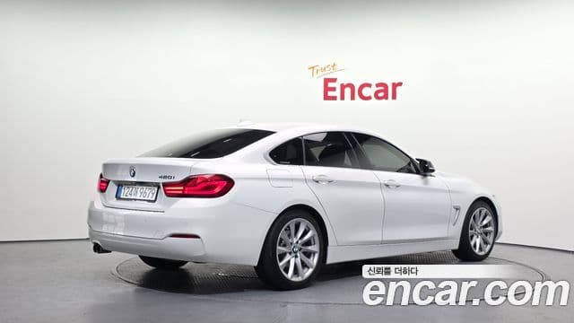 BMW 4 Series 2019 — Фото 2/20
