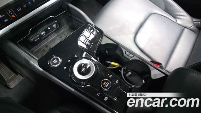 Kia Sportage 2023 — Şəkil 16/32