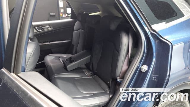 Kia Sportage 2023 — Şəkil 23/32
