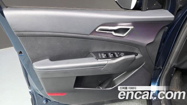 Kia Sportage 2023 — Şəkil 19/32