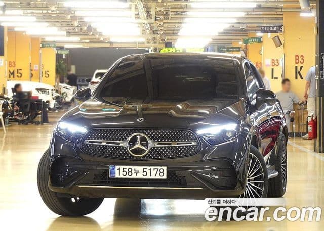 Mercedes-Benz GLC-Class 2024 — ფოტო 2/20