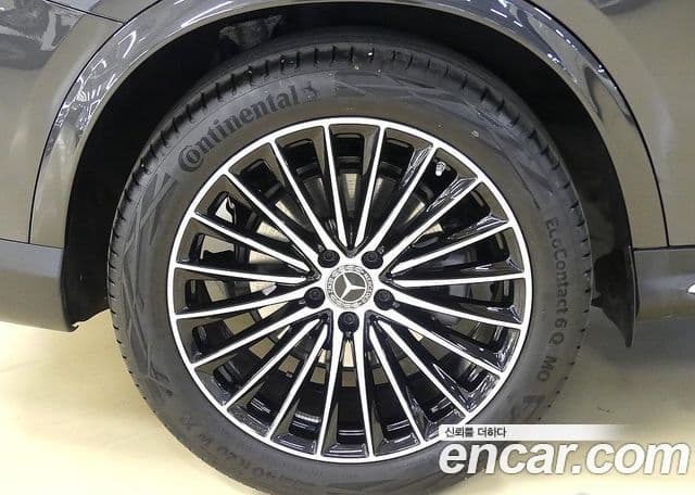 Mercedes-Benz GLC-Class 2024 — ფოტო 4/20