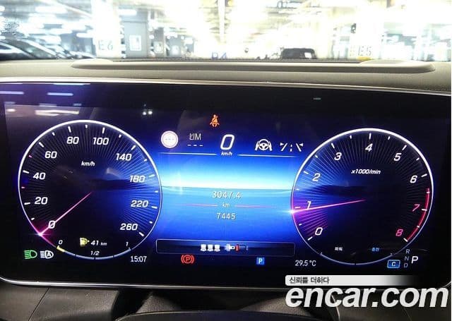Mercedes-Benz GLC-Class 2024 — ფოტო 7/20