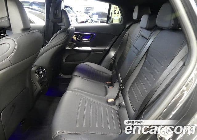 Mercedes-Benz GLC-Class 2024 — ფოტო 17/20