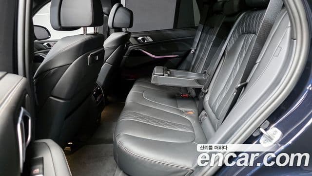 BMW X5 2025 — Photo 24/32