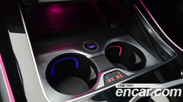 BMW X5 2025 — Photo 22/32