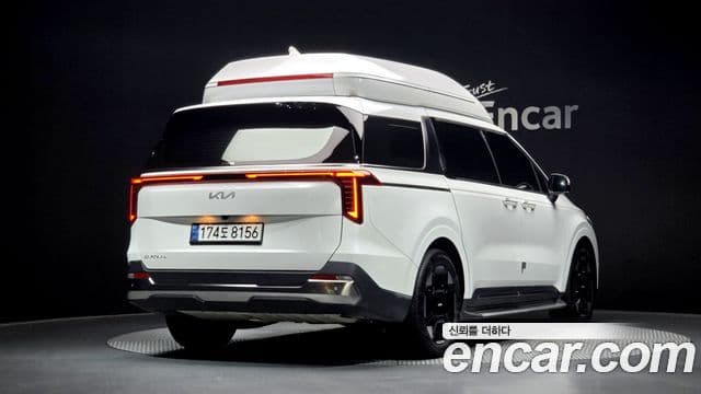 Kia Carnival 2024 — ფოტო 2/20