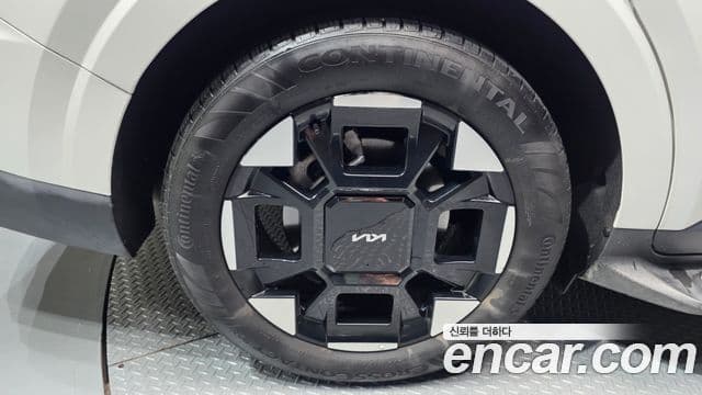 Kia Carnival 2024 — ფოტო 5/20