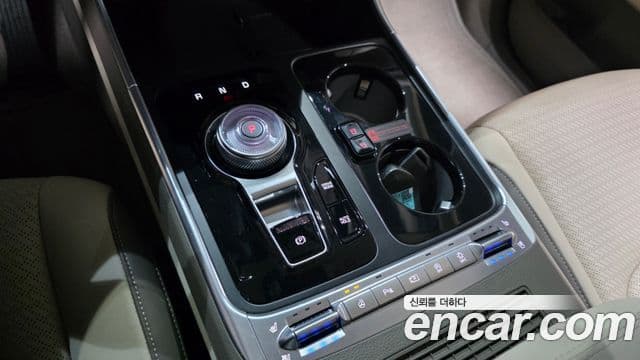 Kia Carnival 2024 — ფოტო 9/20