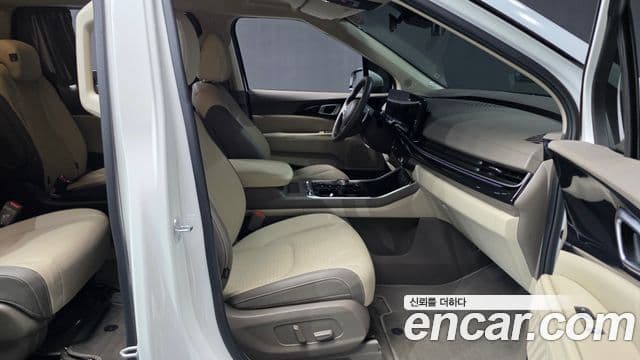 Kia Carnival 2024 — ფოტო 11/20
