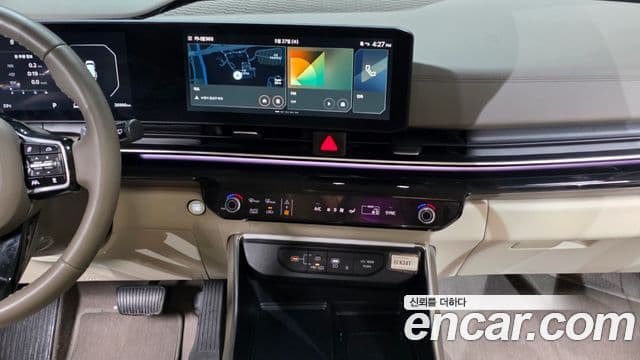 Kia Carnival 2024 — ფოტო 14/20