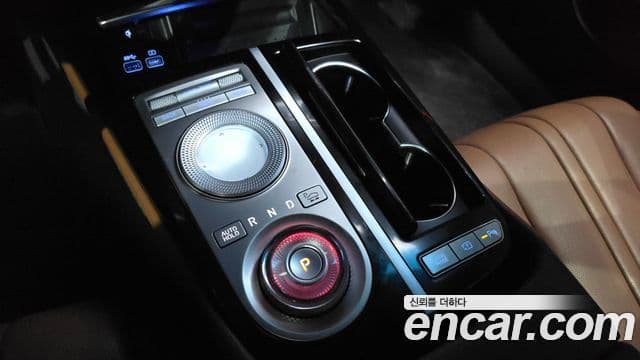 Genesis Electrified G80 2021 — Şəkil 9/20