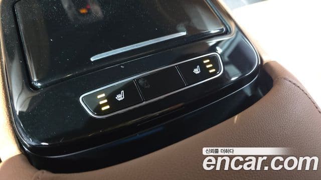 Genesis Electrified G80 2021 — Şəkil 19/20