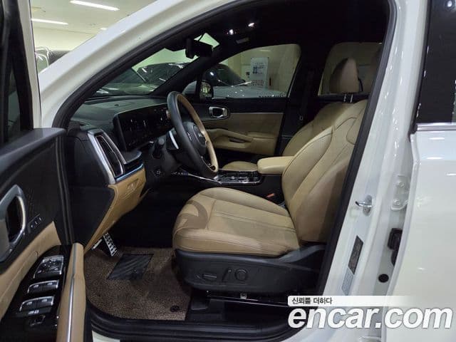 Kia Sorento 2024 — Photo 16/20