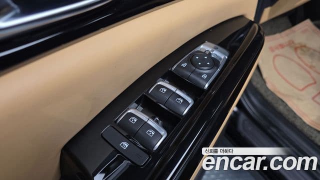Kia Carnival 2022 — Şəkil 13/20
