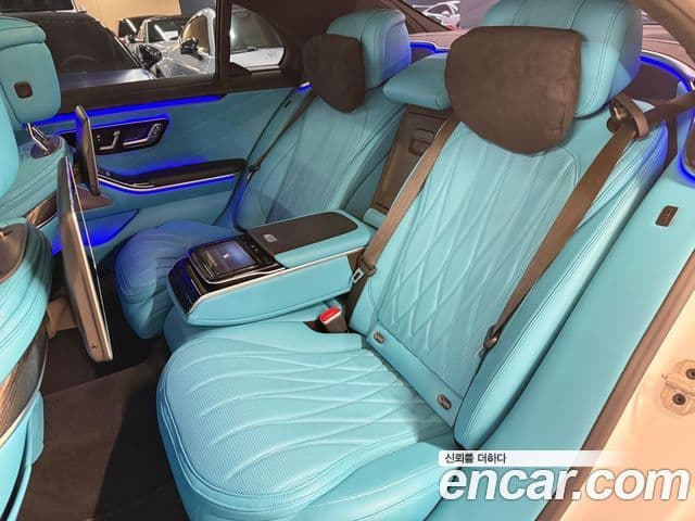 Mercedes-Benz S-Class 2024 — ფოტო 18/20