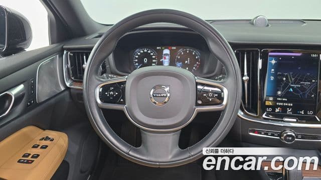 Volvo V60 Cross Country 2020 — Şəkil 14/20
