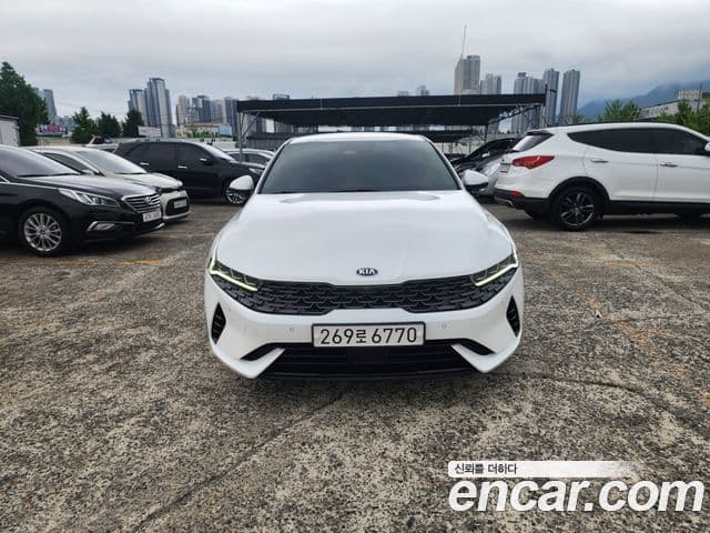 Kia K5 2020 — ფოტო 10/20