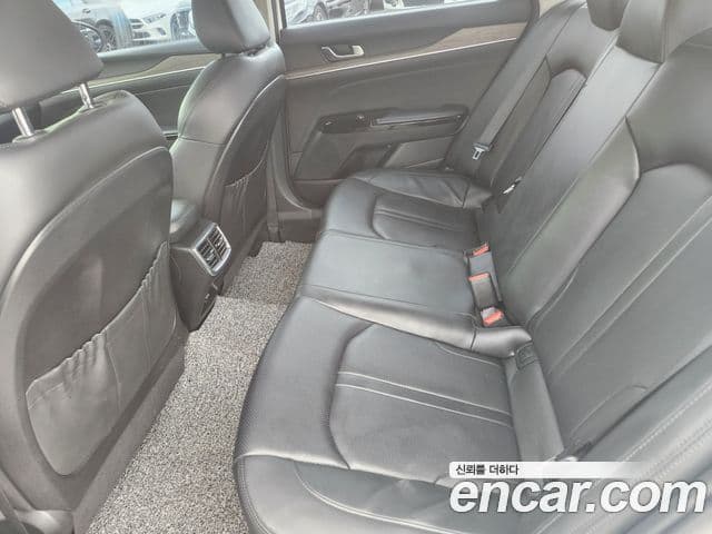 Kia K5 2020 — ფოტო 18/20