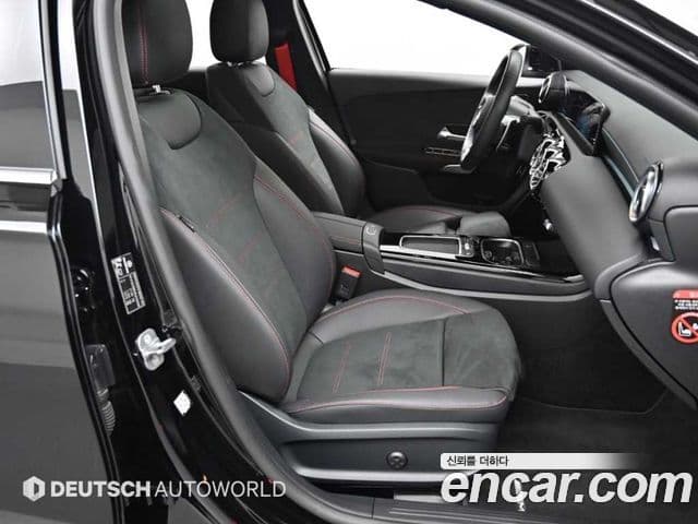 Mercedes-Benz A-Class 2024 — ფოტო 9/20