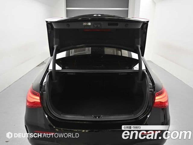 Mercedes-Benz A-Class 2024 — ფოტო 18/20
