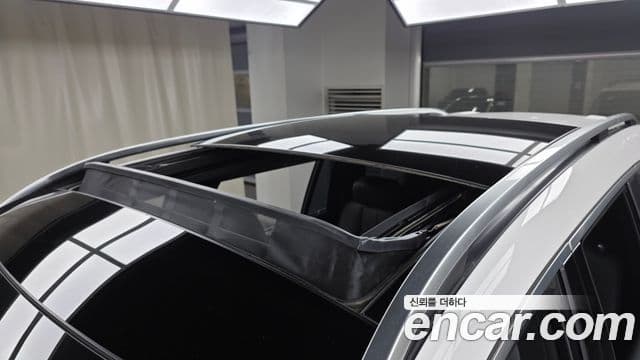 Mercedes-Benz GLS-Class 2021 — Photo 21/34