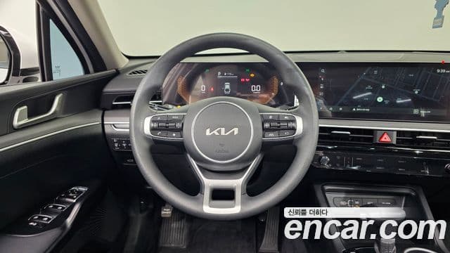 Kia K5 2025 — Фото 13/20