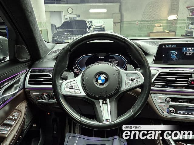 BMW 7 Series 2021 — ფოტო 6/20