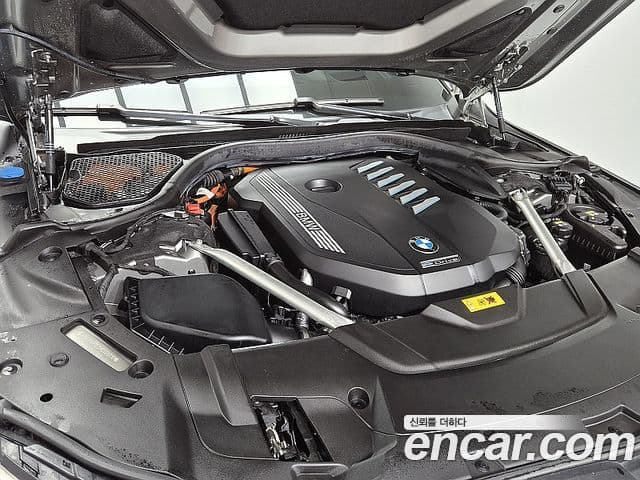 BMW 7 Series 2021 — фото 19 из 20
