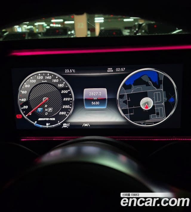 Mercedes-Benz G-Class 2024 — ფოტო 8/17