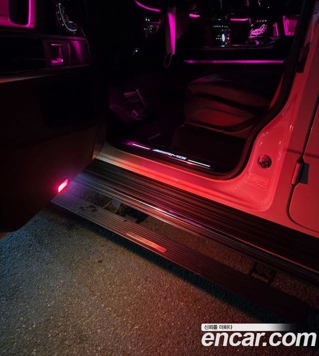 Mercedes-Benz G-Class 2024 — ფოტო 11/17