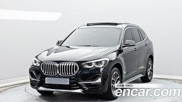 BMW X1 2022 — Фото 10/20