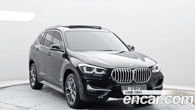 BMW X1 2022 — Фото 2/20