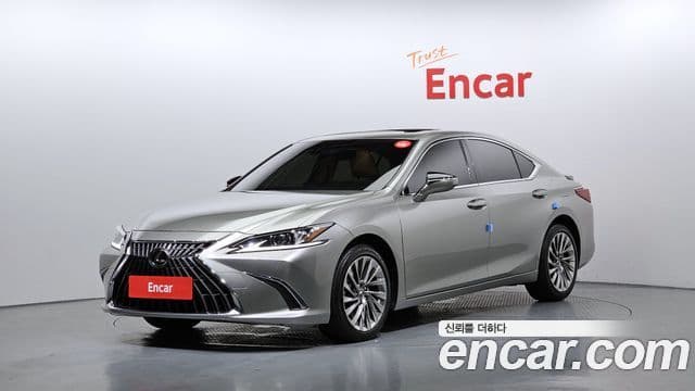 Lexus ES300h 2023 — Şəkil 1/20