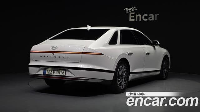 Hyundai Grandeur 2022 — Фото 2/20