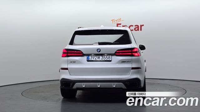 BMW X5 2025 — ფოტო 30/36