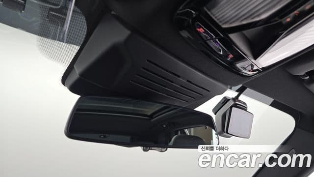 BMW X5 2025 — ფოტო 31/36
