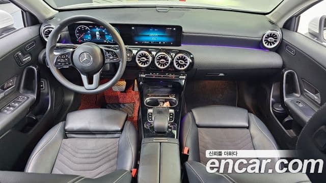 Mercedes-Benz A-Class 2020 — Фото 10/20