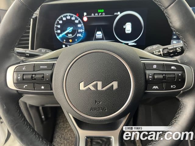Kia Sportage 2022 — Фото 4/20