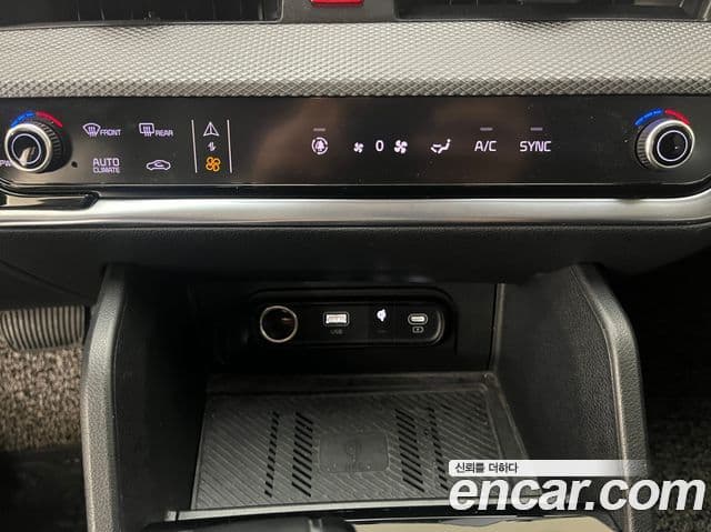 Kia Sportage 2022 — Фото 8/20