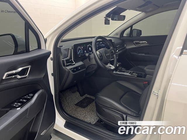 Kia Sportage 2022 — Фото 13/20