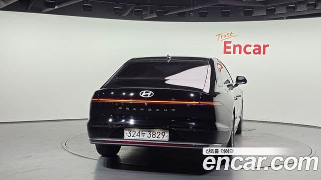 Hyundai Grandeur 2023 — ფოტო 4/20