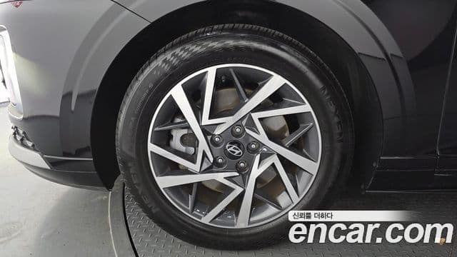 Hyundai Grandeur 2023 — ფოტო 5/20