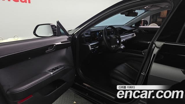 Hyundai Grandeur 2023 — ფოტო 10/20
