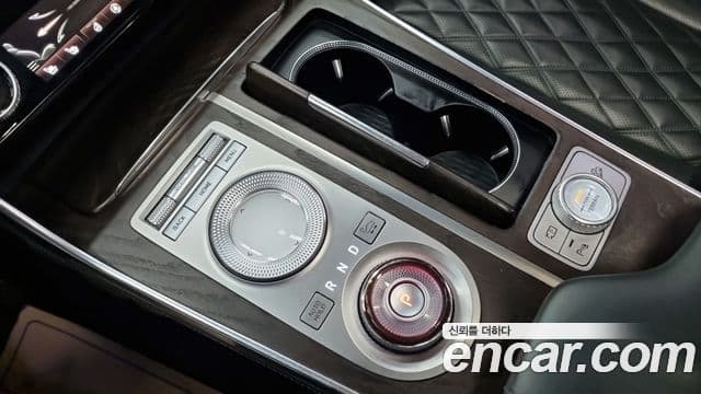 Genesis GV80 2020 — Şəkil 9/18